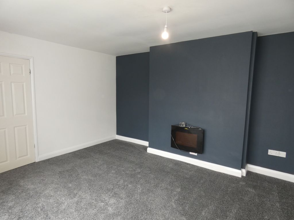 Lounge- click for photo gallery